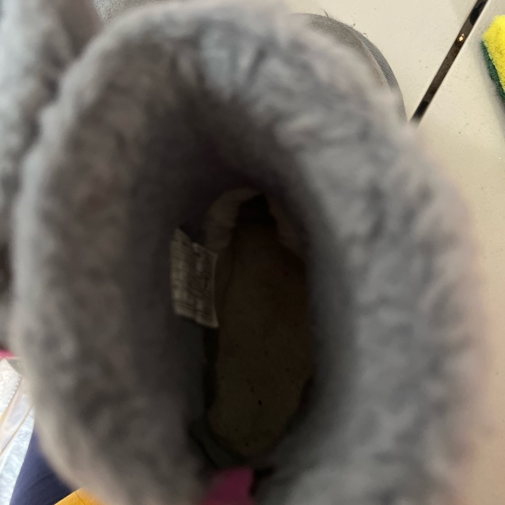 UGG Boots in Gray with Pink Zippers - Picture 5 of 7